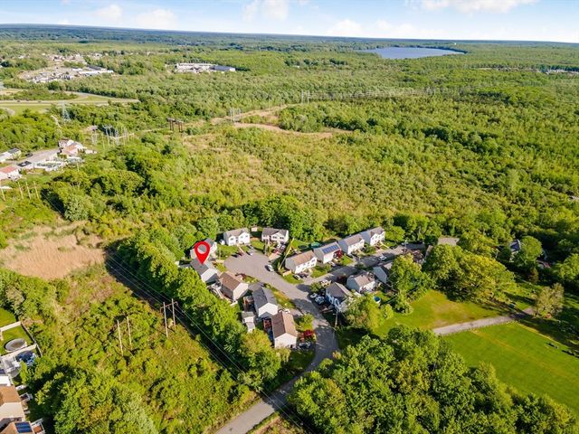 1084 Laurel St, Fall River, MA 02721