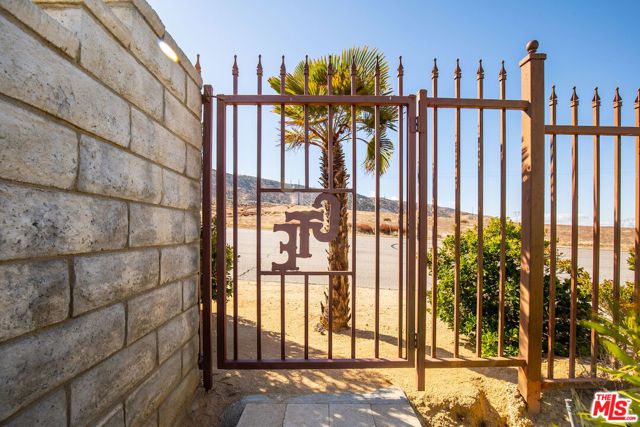 41439 Bristle Cone Drive, Palmdale, CA 93551