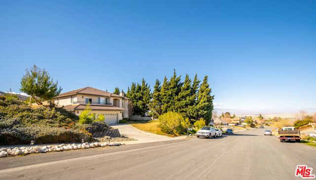 41439 Bristle Cone Drive, Palmdale, CA 93551