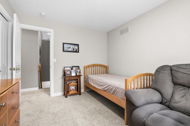 8514 Hathaway Road, Kalamazoo, MI 49009