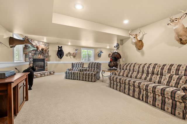8514 Hathaway Road, Kalamazoo, MI 49009
