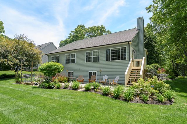 8514 Hathaway Road, Kalamazoo, MI 49009