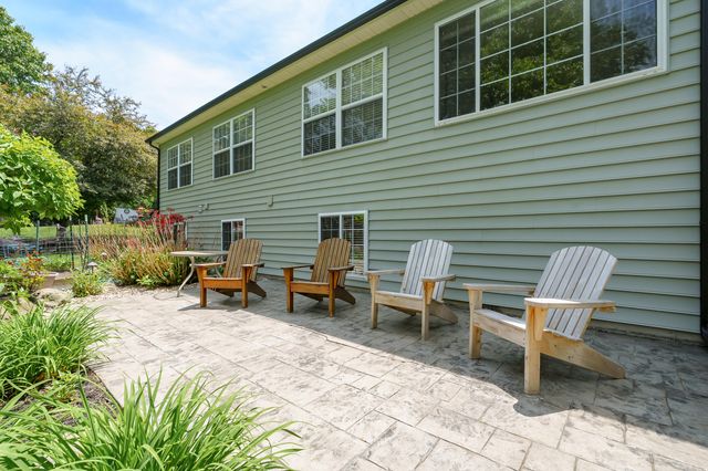 8514 Hathaway Road, Kalamazoo, MI 49009