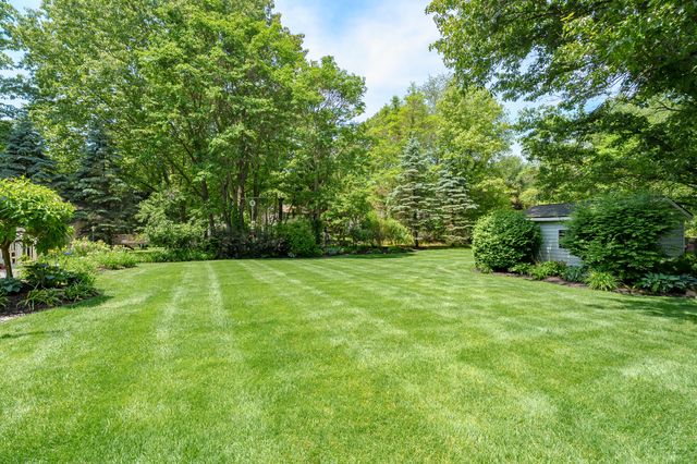8514 Hathaway Road, Kalamazoo, MI 49009