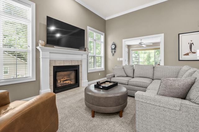 8514 Hathaway Road, Kalamazoo, MI 49009