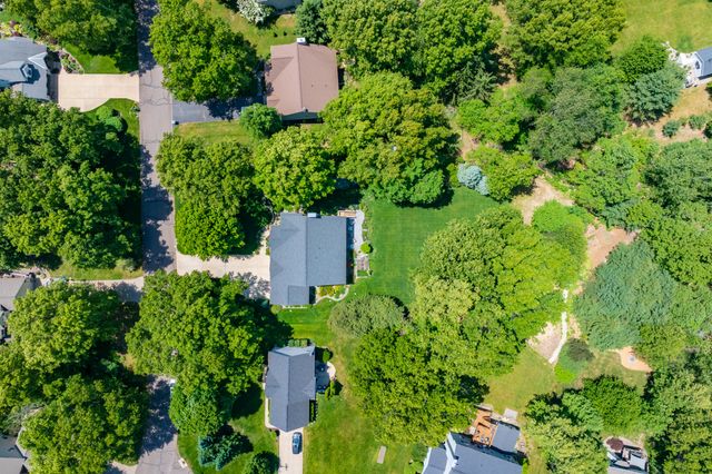 8514 Hathaway Road, Kalamazoo, MI 49009