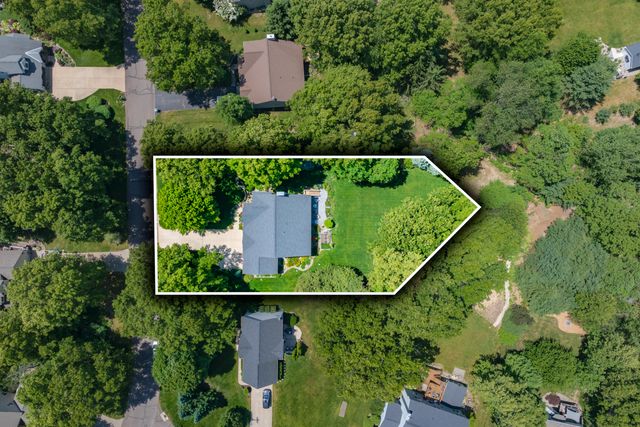 8514 Hathaway Road, Kalamazoo, MI 49009