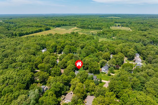 8514 Hathaway Road, Kalamazoo, MI 49009