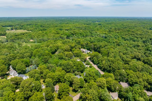8514 Hathaway Road, Kalamazoo, MI 49009
