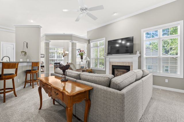 8514 Hathaway Road, Kalamazoo, MI 49009