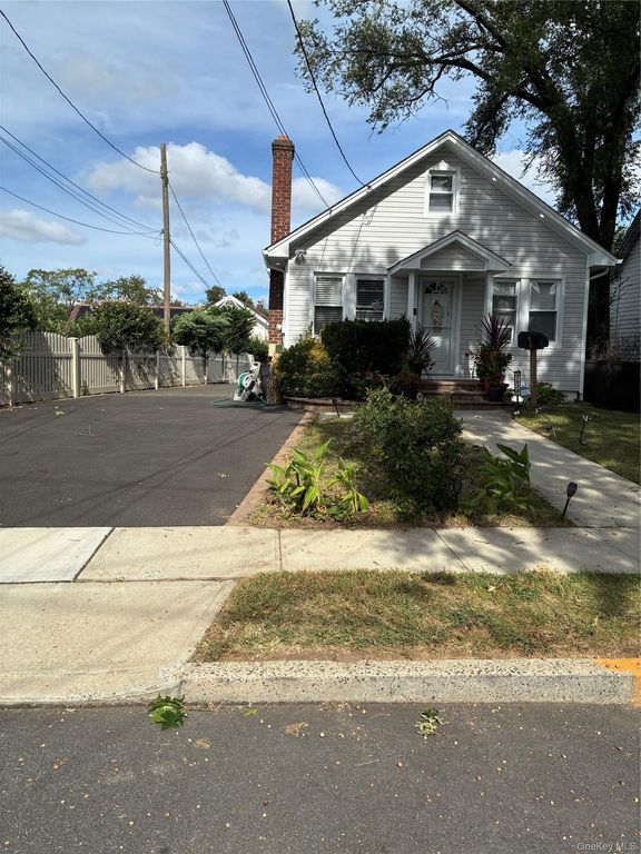 2930 Stevens Street, Oceanside, NY 11572 — photo 2