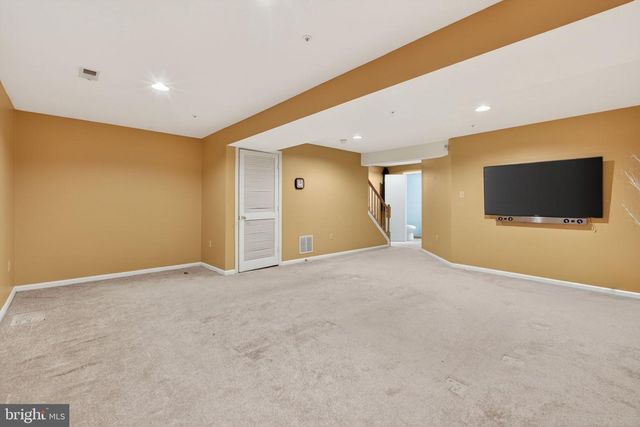 8813 RITCHBORO RD, District Heights, MD 20747