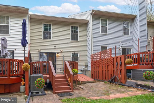 8813 RITCHBORO RD, District Heights, MD 20747