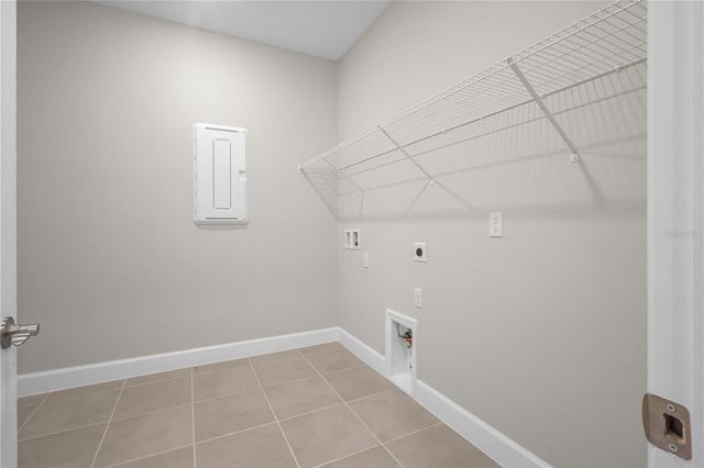1620 BELLAGIO LOOP, Tavares, FL 32778