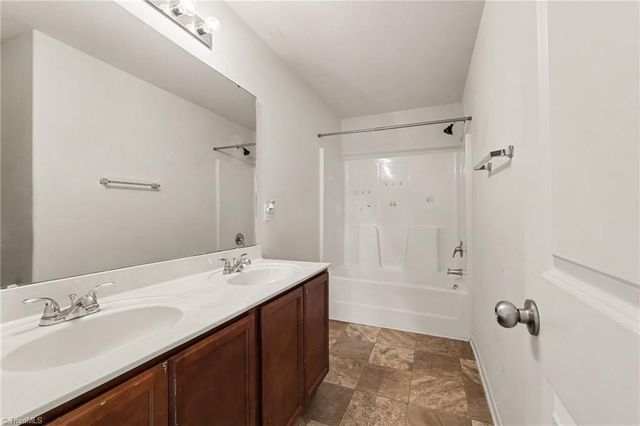 1168 Brooksridge Way, Whitsett, NC 27377