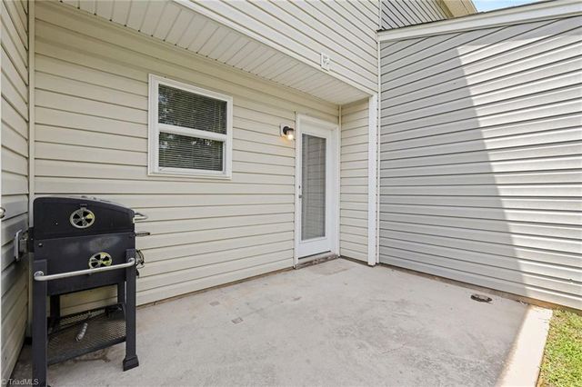 1168 Brooksridge Way, Whitsett, NC 27377