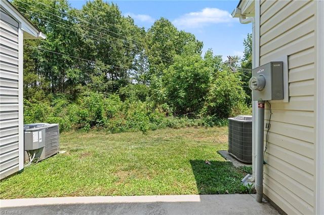 1168 Brooksridge Way, Whitsett, NC 27377