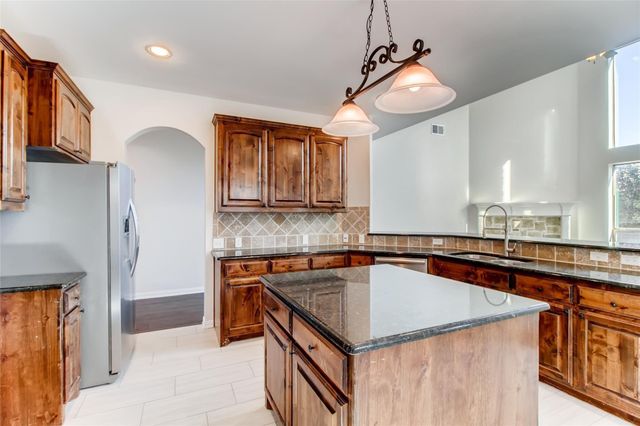 4008 Sioux Drive, Mckinney, TX 75071