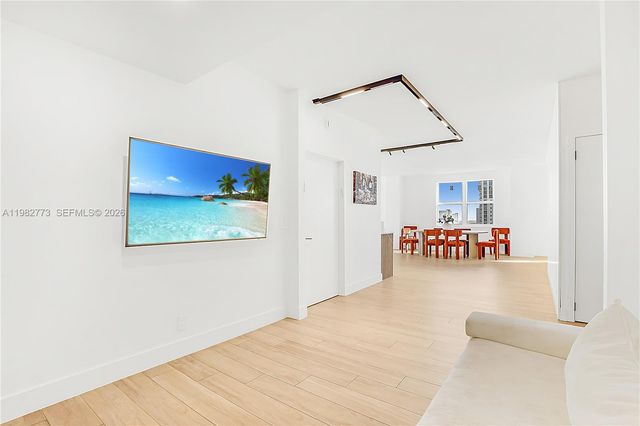 1865 S Ocean Dr 21C, Hallandale Beach, FL 33009