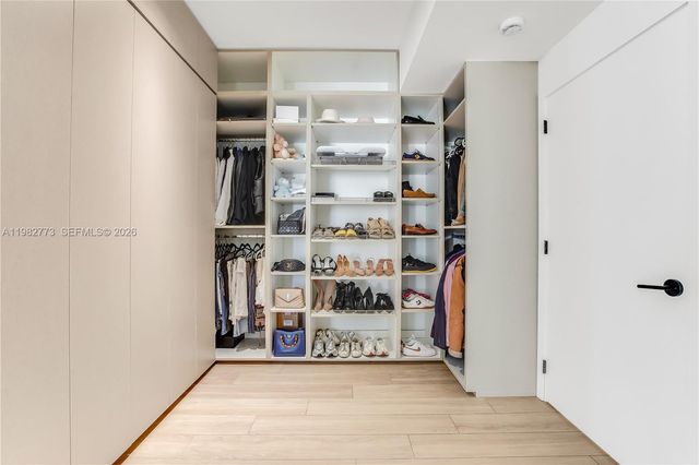 1865 S Ocean Dr 21C, Hallandale Beach, FL 33009