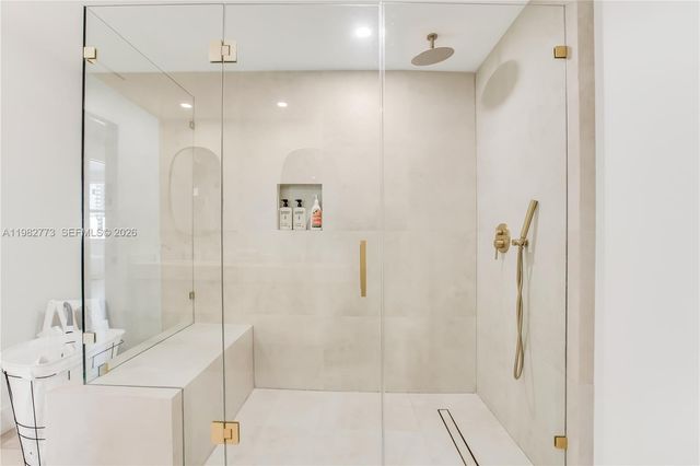 1865 S Ocean Dr 21C, Hallandale Beach, FL 33009