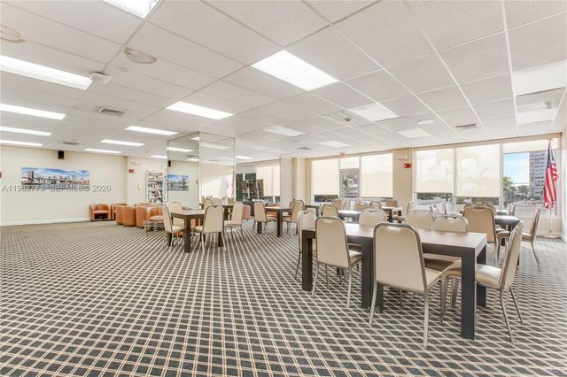 1865 S Ocean Dr 21C, Hallandale Beach, FL 33009