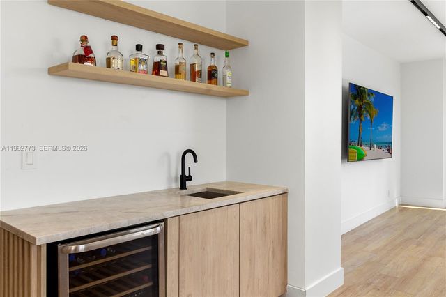 1865 S Ocean Dr 21C, Hallandale Beach, FL 33009