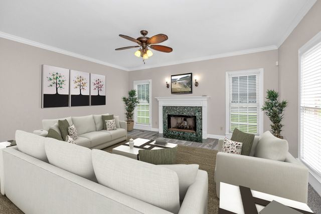 112 Chadwick Farms Dr, Fayetteville, TN 37334