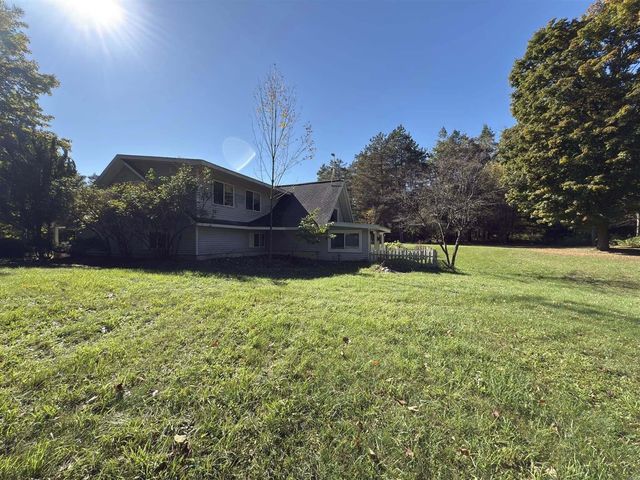 1210 Mountain Road, East Jordan, MI 49727