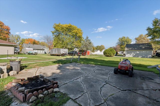 224 W Mcneil Street, Corunna, MI 48817