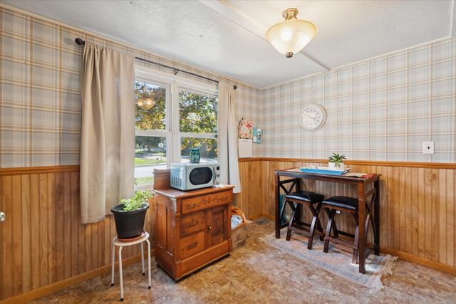 224 W Mcneil Street, Corunna, MI 48817