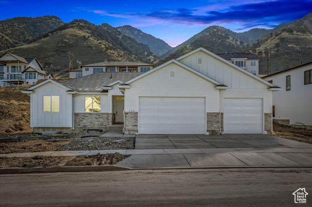 156 N SHERWOOD DR, Providence, UT 84332