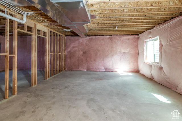 156 N SHERWOOD DR, Providence, UT 84332