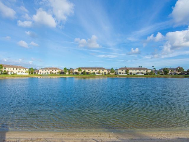 886 S Verona Trace Drive, Vero Beach, FL 32966