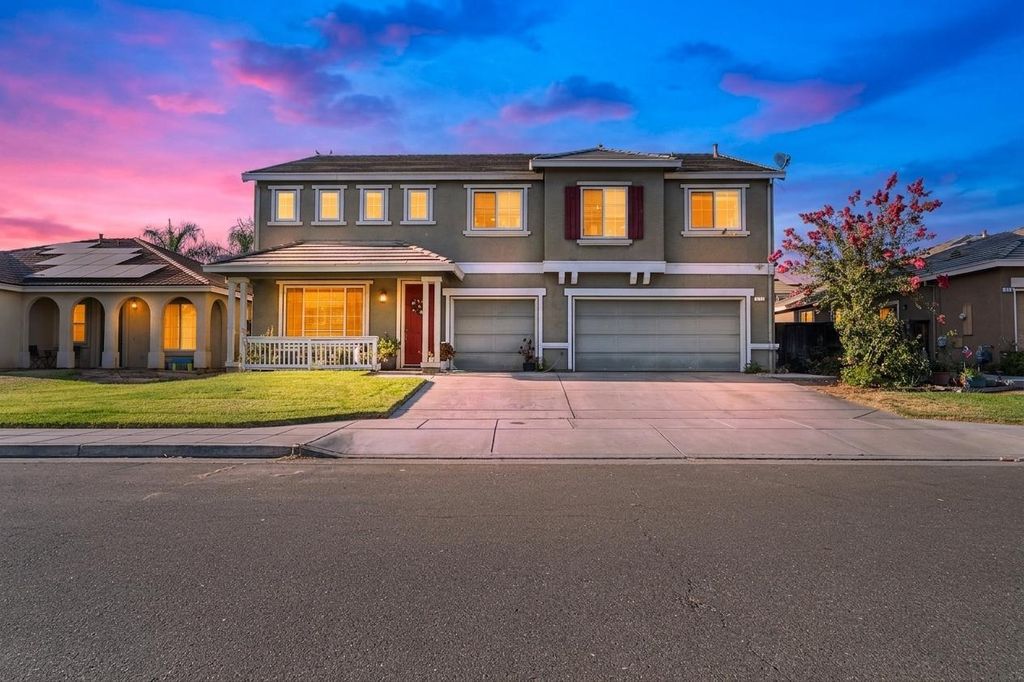 Image 1 of property listing at 512 Peach Drive, Chowchilla, CA 93610