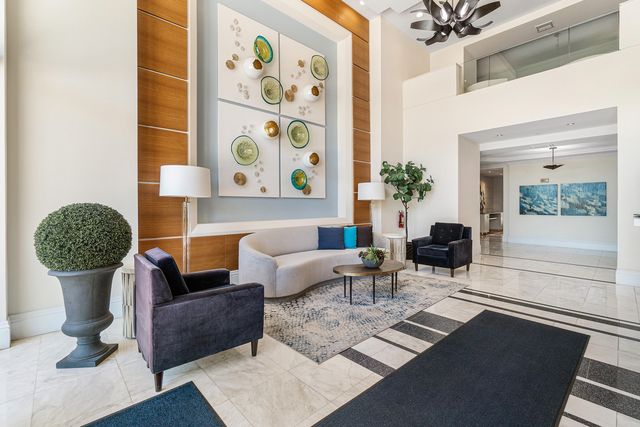700 E Boynton Beach Boulevard 202, Boynton Beach, FL 33435