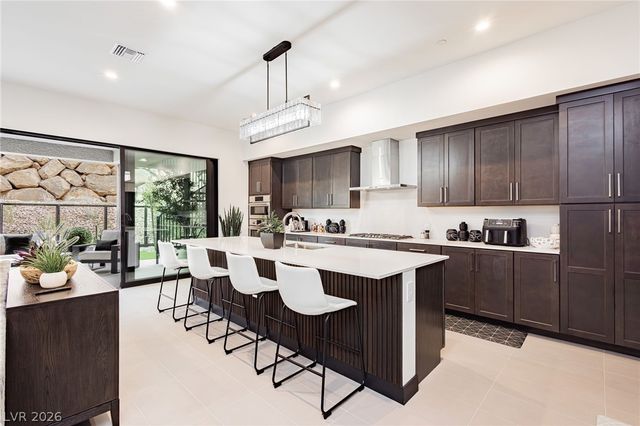13 Promenade Isle Lane, Henderson, NV 89011
