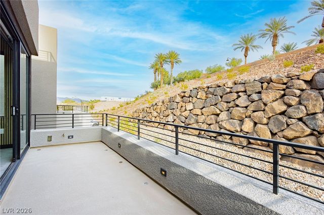 13 Promenade Isle Lane, Henderson, NV 89011