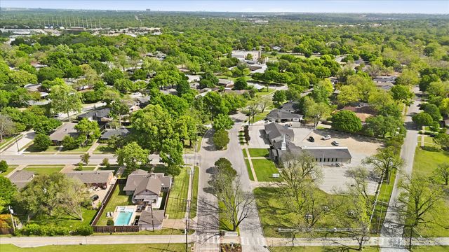 6722 Kingsbury Drive, Dallas, TX 75231