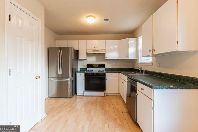 2536 Lancewood Lane, Lithonia, GA 30058