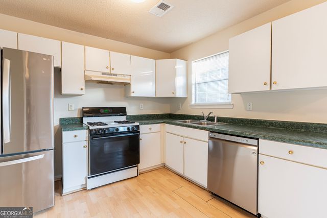 2536 Lancewood Lane, Lithonia, GA 30058