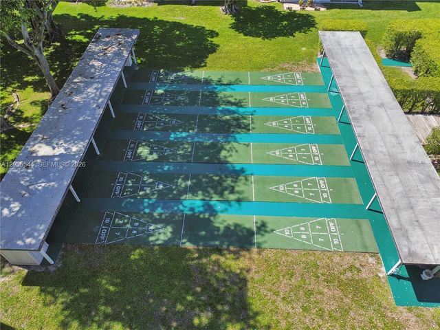7887 Golf Cir Drive 203, Margate, FL 33063