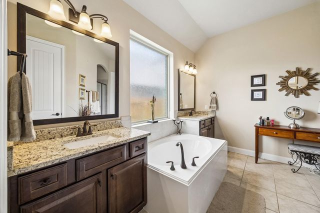 10835 Paula Bluff Lane, Cypress, TX 77433