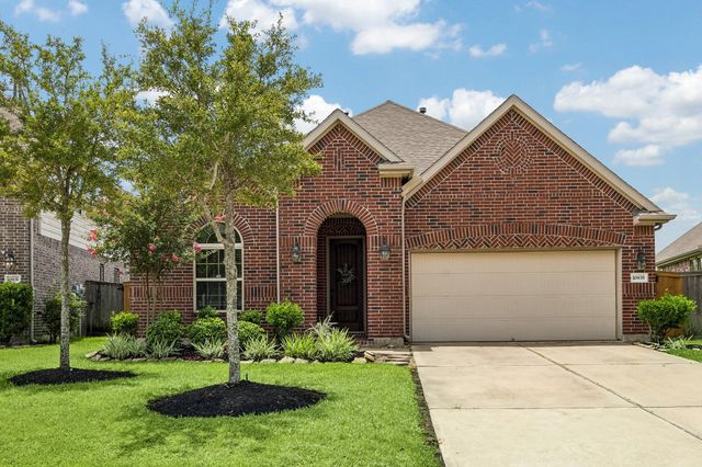10835 Paula Bluff Lane, Cypress, TX 77433