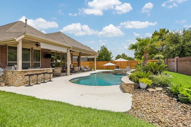 10835 Paula Bluff Lane, Cypress, TX 77433