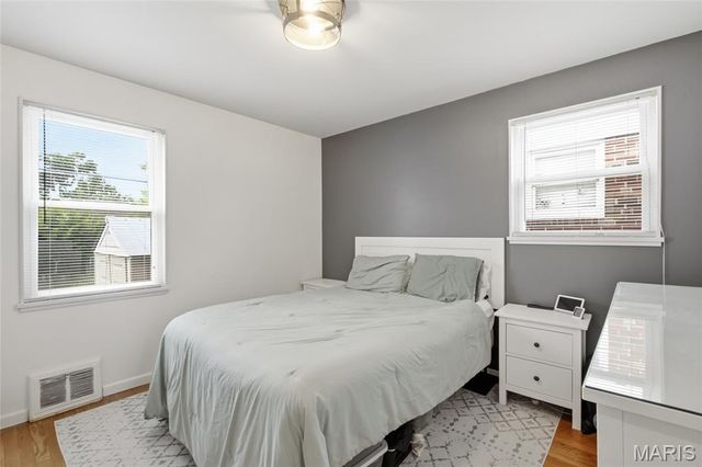 3838 Rainor Court, St Louis, MO 63116