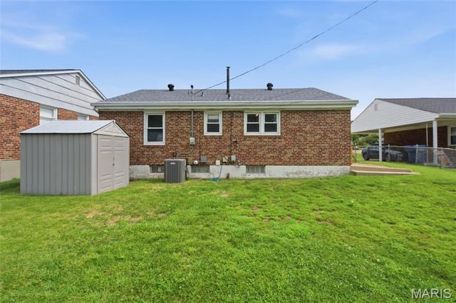 3838 Rainor Court, St Louis, MO 63116