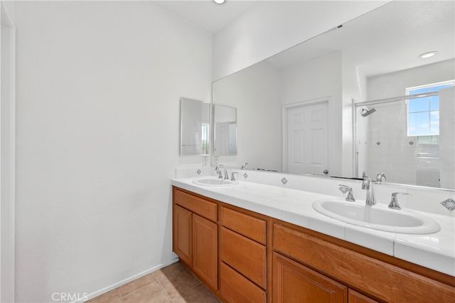 229 E 220th Street, Carson, CA 90745