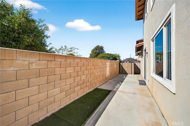229 E 220th Street, Carson, CA 90745