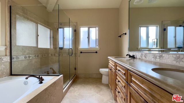 1011 Green Lane, Redondo Beach, CA 90278
